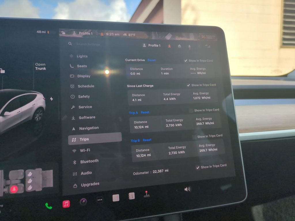 Used 2024 Tesla Model Y Long Range AWD/4WD image 34