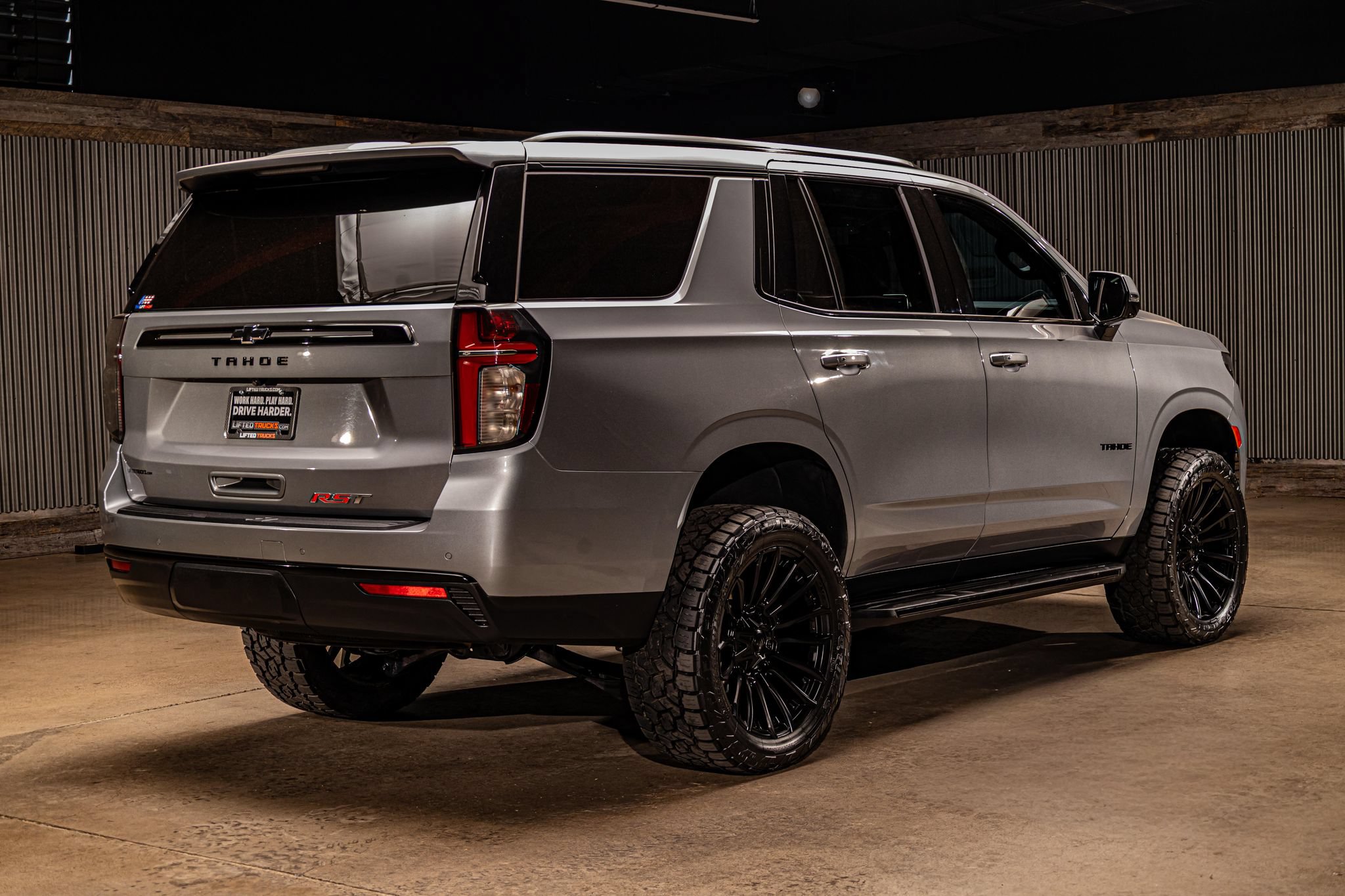 Used 2023 Chevrolet Tahoe RST w/ Luxury Package AWD/4WD image 10
