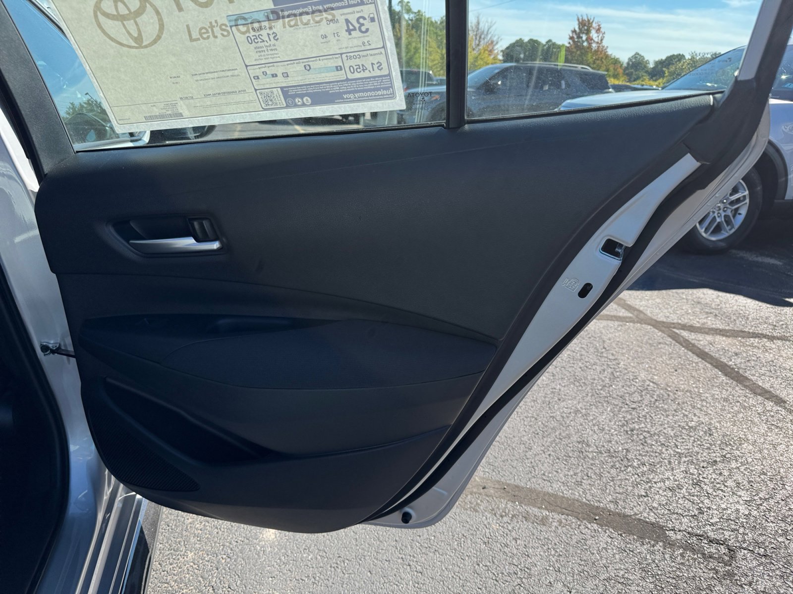 New 2026 Toyota Corolla SE image 28