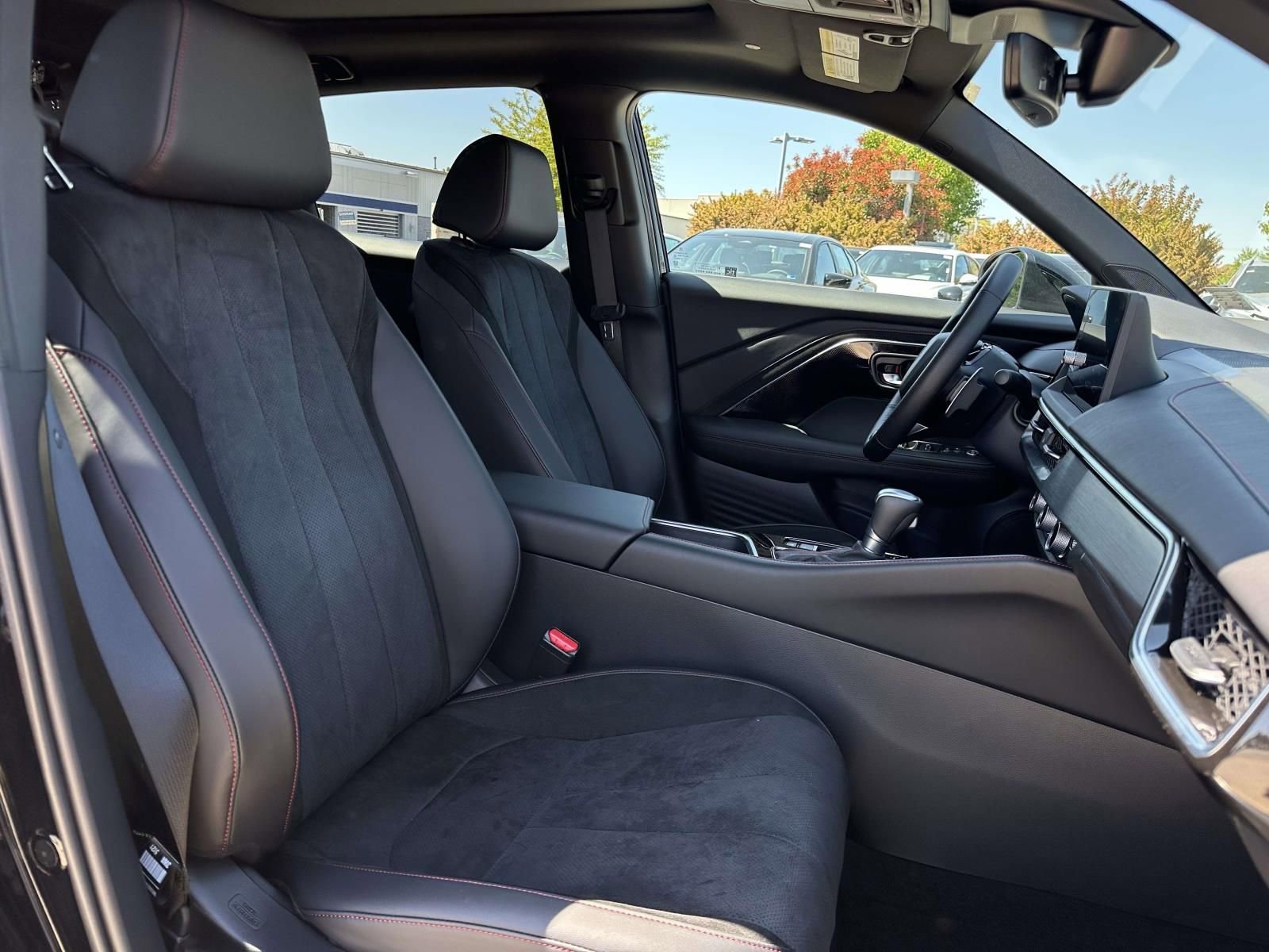 Used 2025 Acura ADX A-Spec image 10