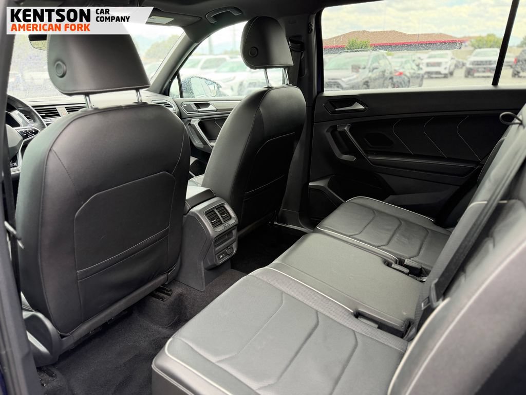 Used 2022 Volkswagen Tiguan SEL R-Line AWD/4WD image 24