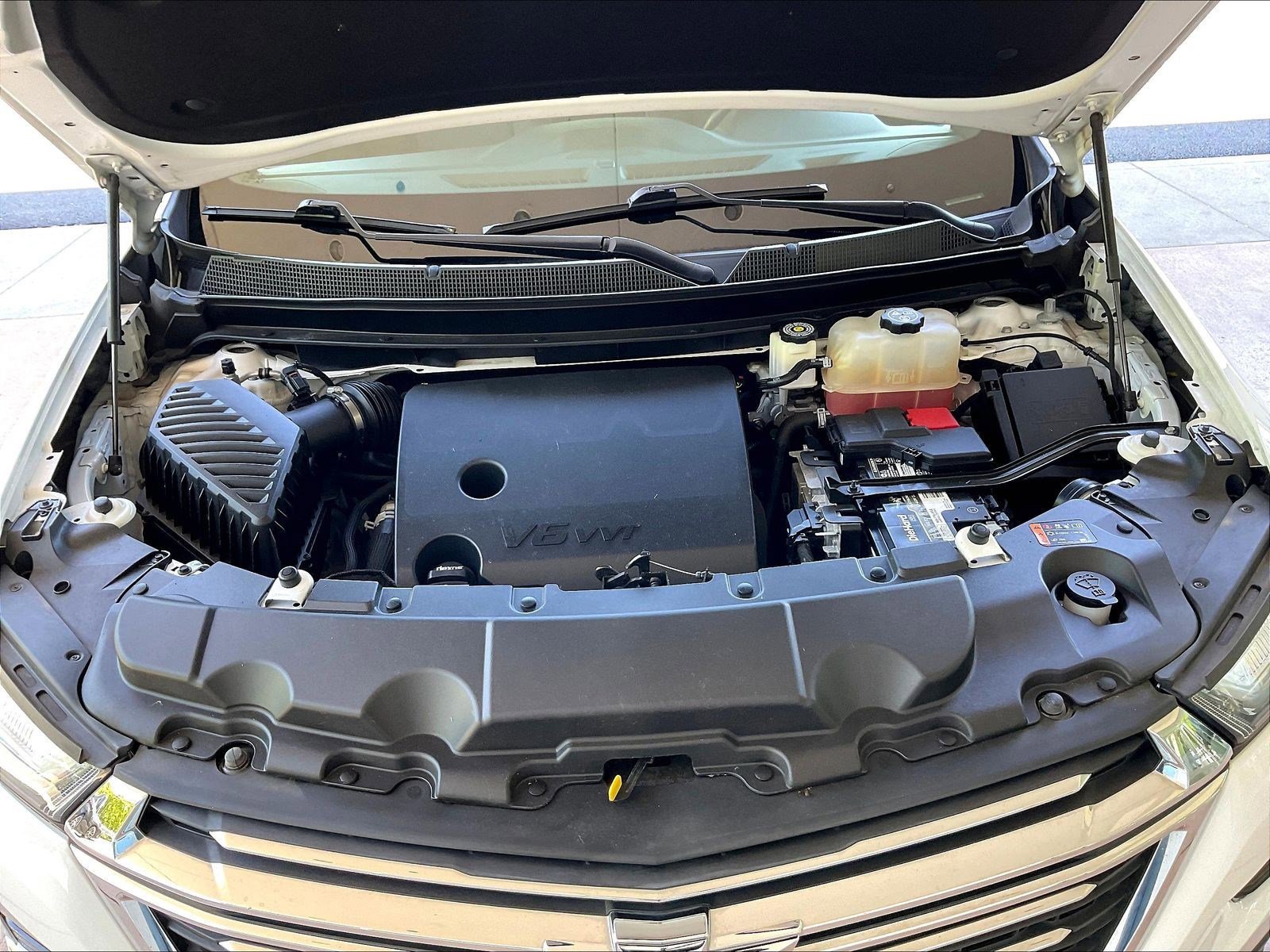 Used 2022 Chevrolet Traverse LT FWD image 30