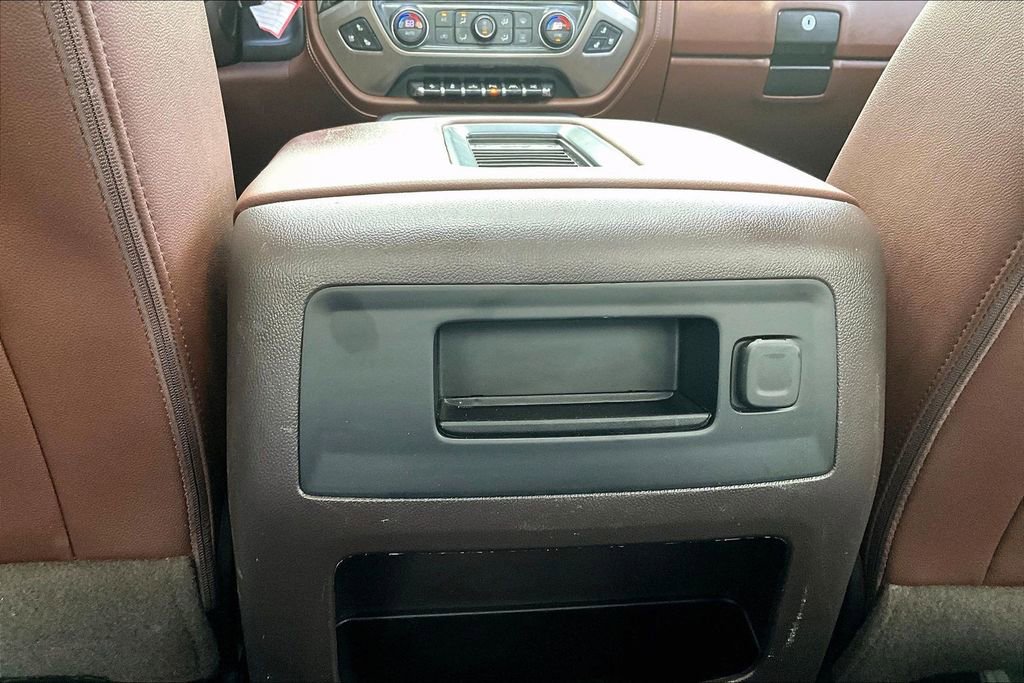 Used 2018 Chevrolet Silverado 1500 High Country AWD/4WD image 11