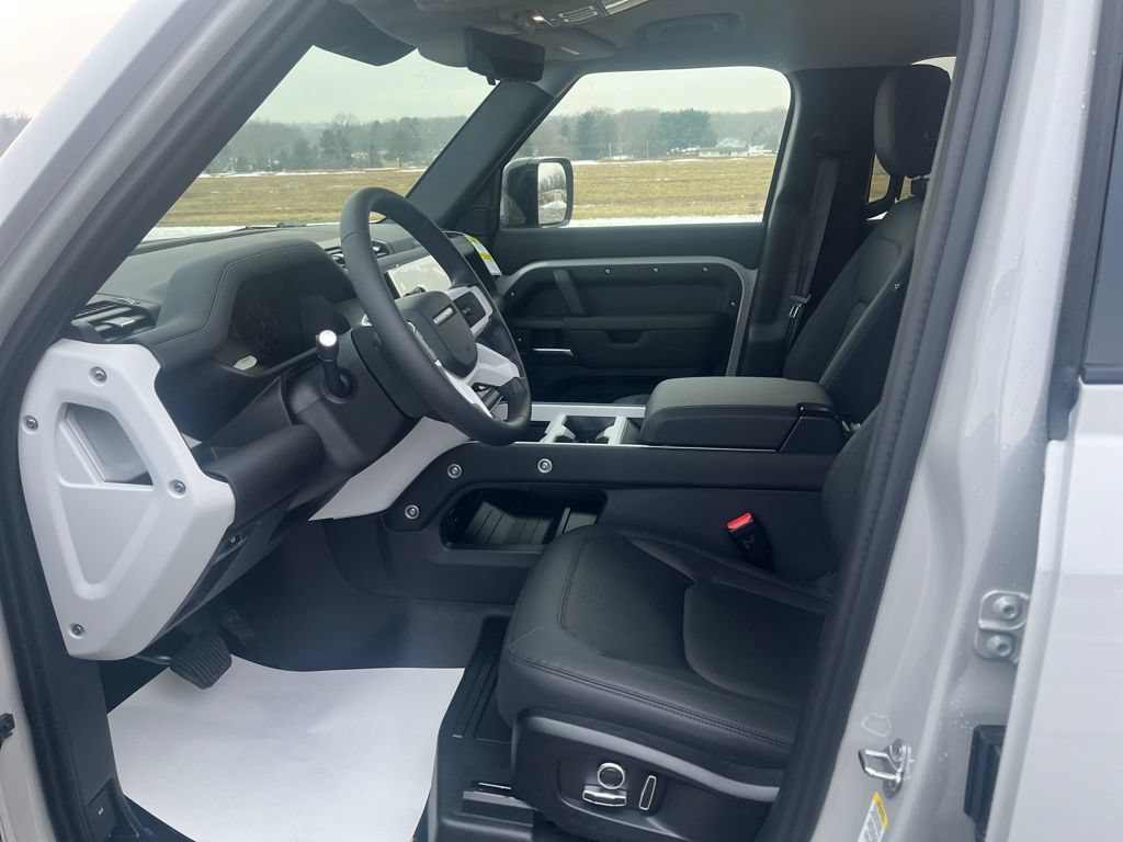 New 2026 Land Rover Defender 130 S AWD/4WD image 9