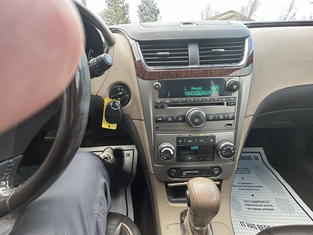 Used 2011 Chevrolet Malibu LTZ image 14