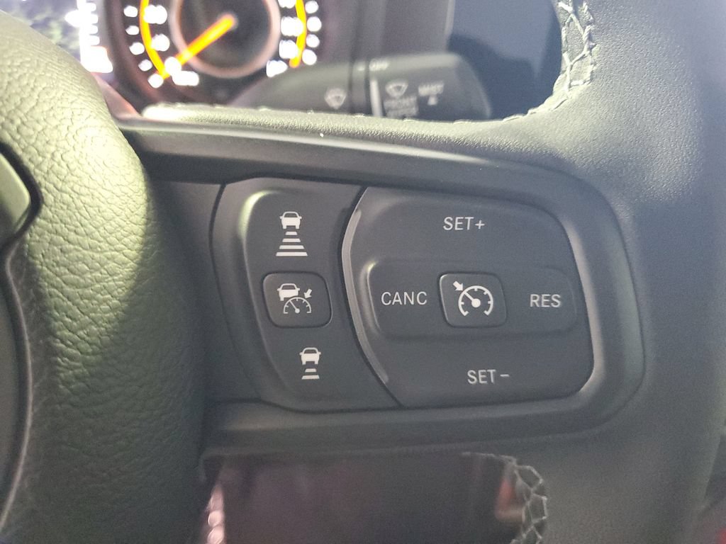 New 2026 Jeep Gladiator Sport AWD/4WD image 8