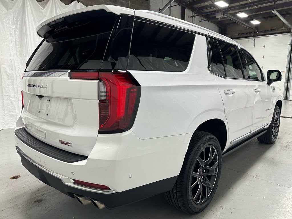 Used 2025 GMC Yukon Denali w/ Sun & Power Step Package image 7