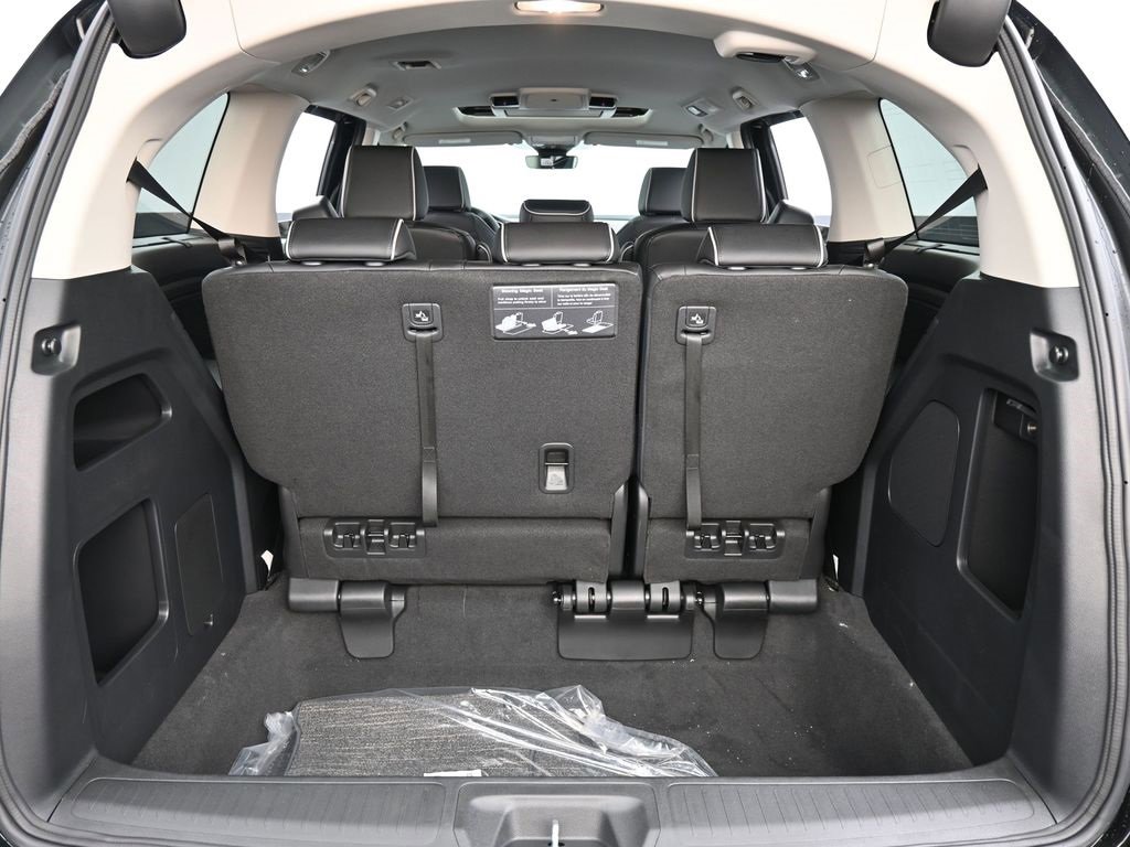 New 2026 Honda Odyssey Touring image 37