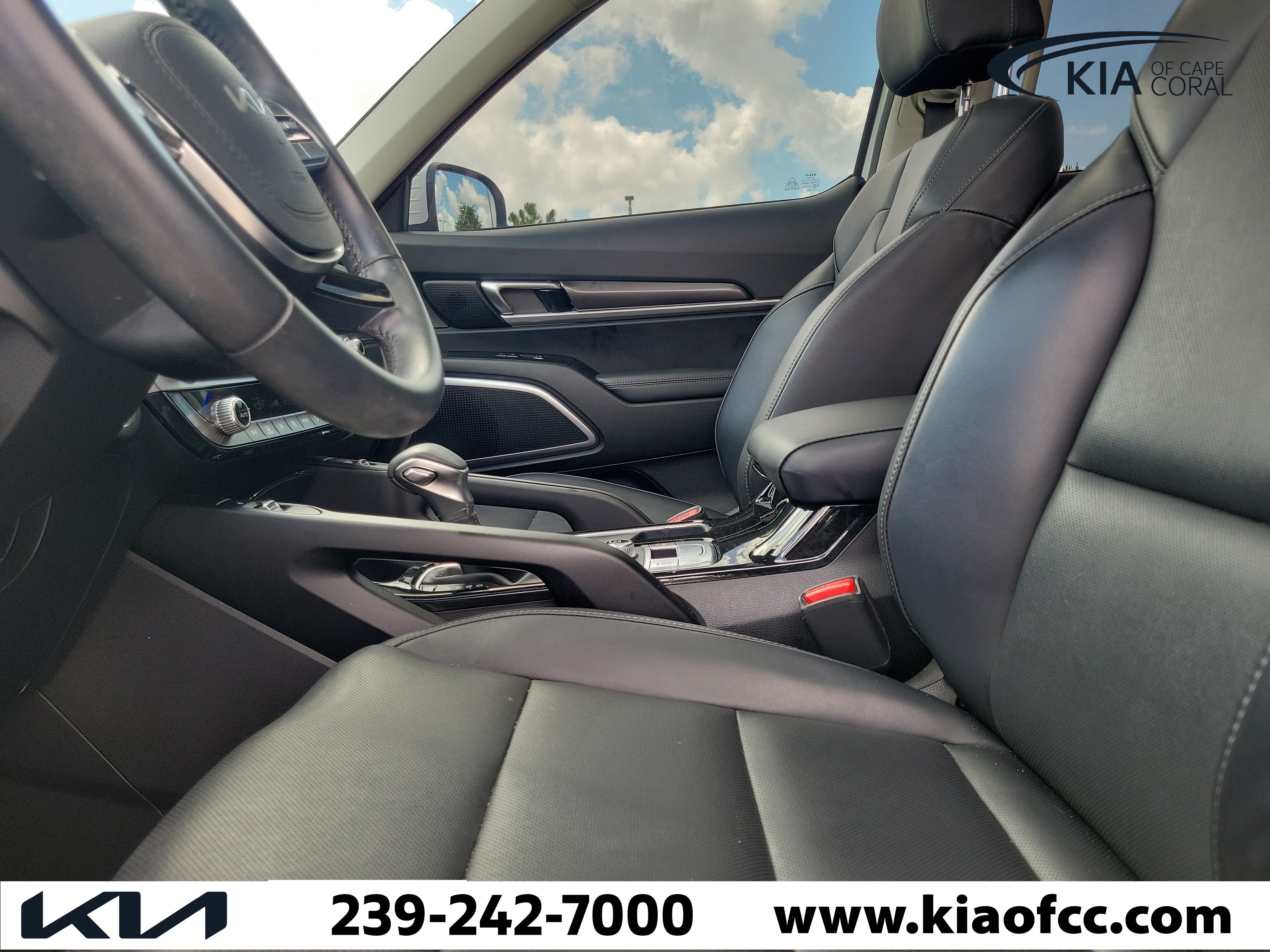 Certified 2024 Kia Telluride S w/ S Sunroof Package FWD image 26