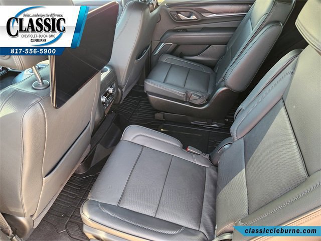 Used 2021 GMC Yukon Denali w/ Denali Premium Package image 27