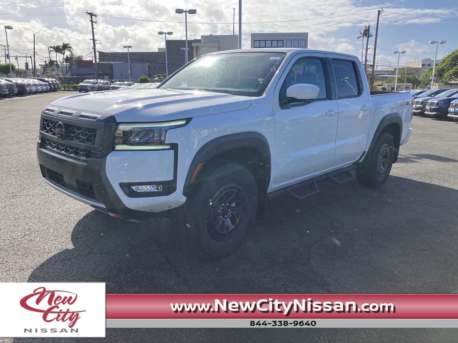 New 2026 Nissan Frontier PRO-4X w/ Pro-4x Convenience Package image 1