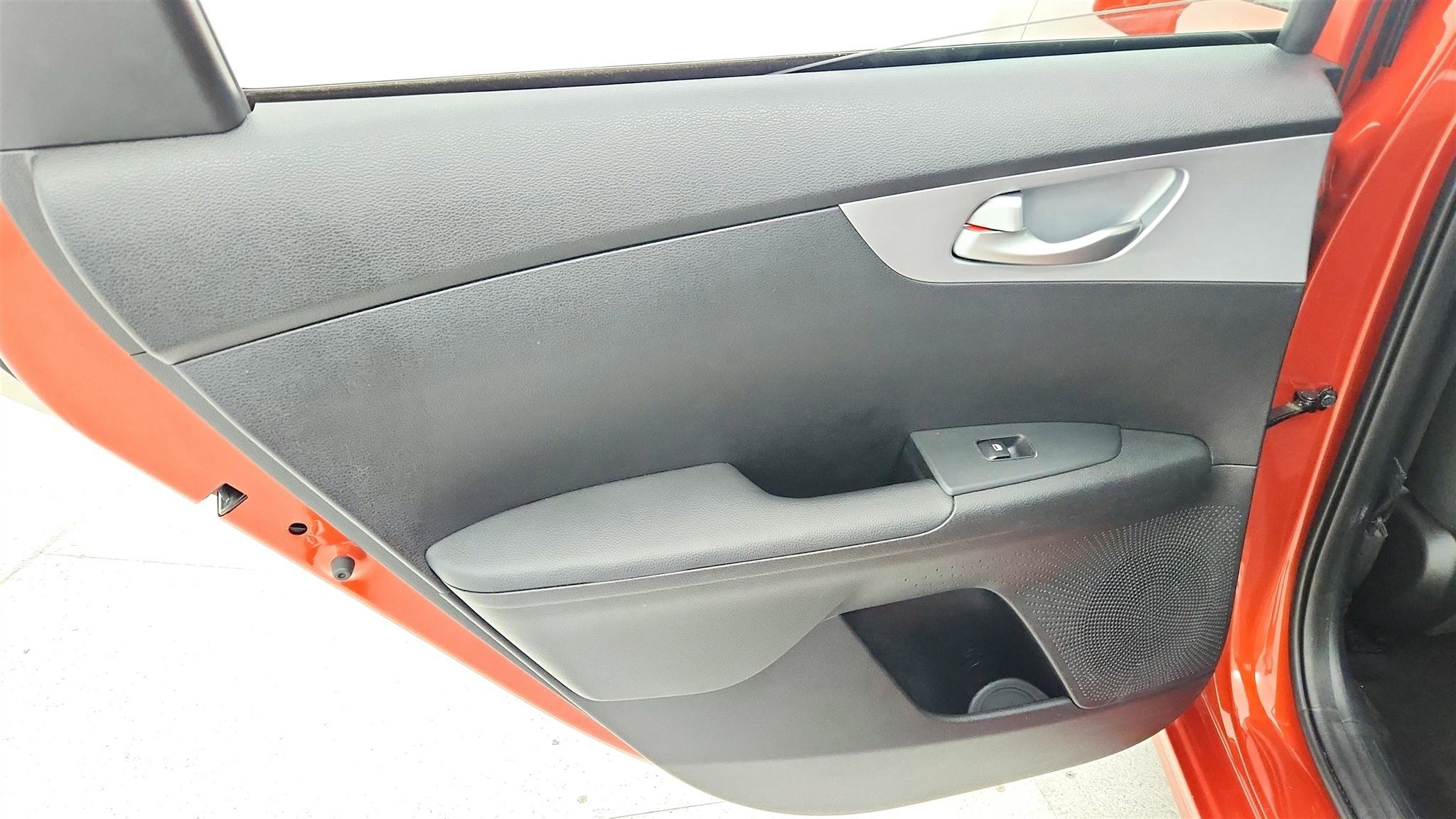 Used 2023 Kia Forte LXS image 40