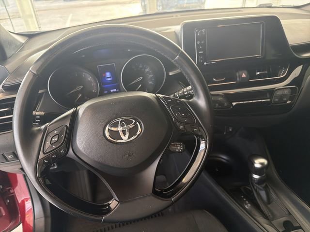 Used 2018 Toyota C-HR XLE image 17