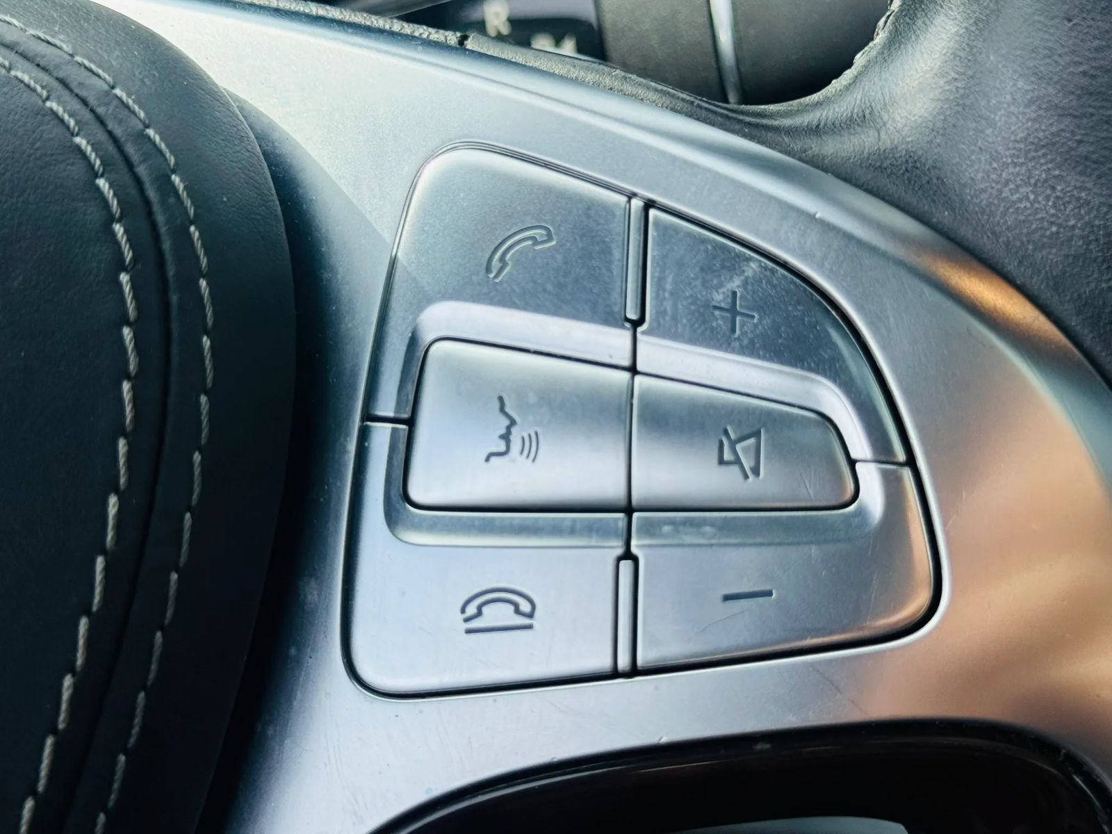 Used 2015 Mercedes-Benz S 550 4MATIC Sedan w/ Premium 1 Package image 9