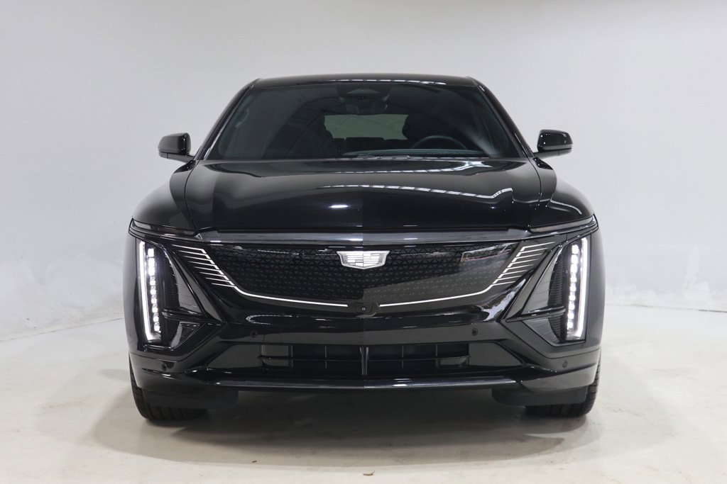 Used 2024 Cadillac Lyriq Sport w/ Nappa Leather Package AWD/4WD image 2