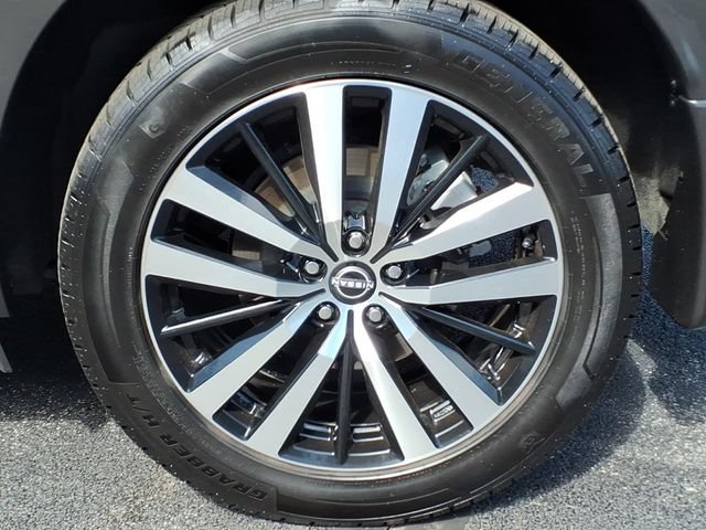 Used 2023 Nissan Pathfinder Platinum w/ Cargo Package AWD/4WD image 12