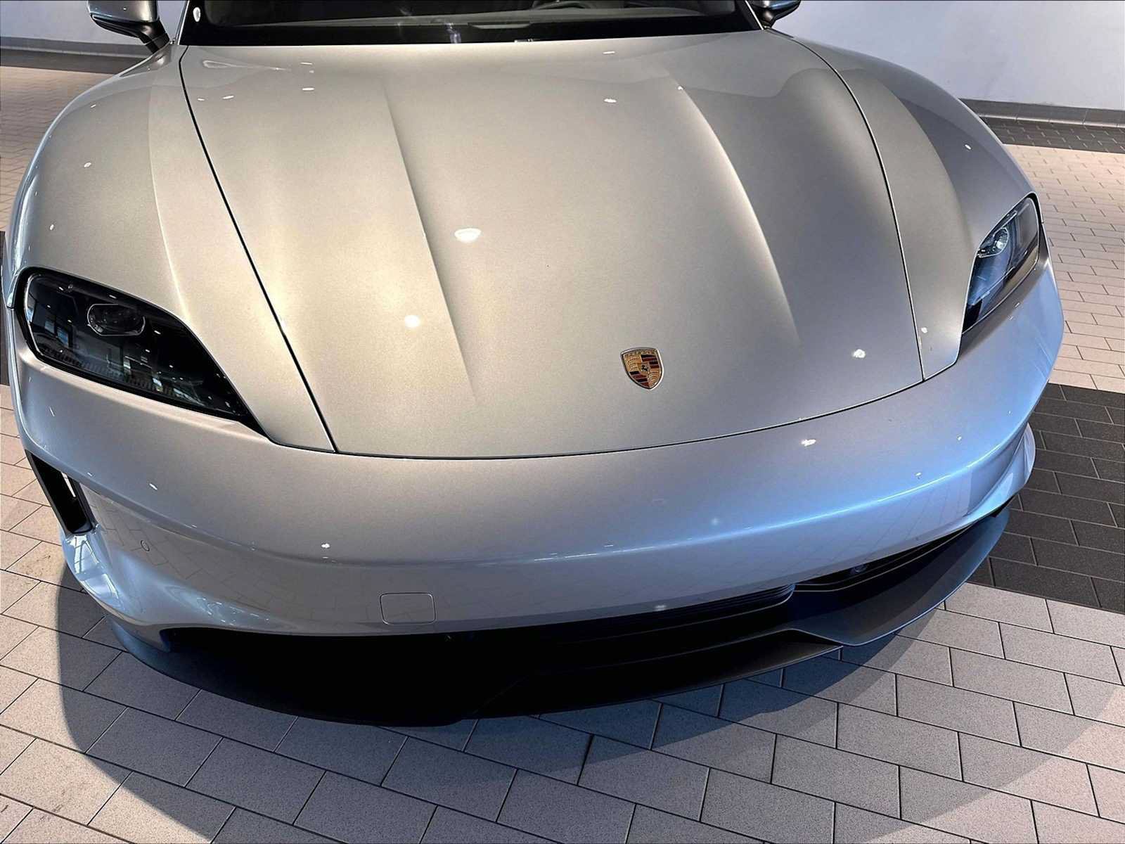 New 2026 Porsche Taycan 4S AWD/4WD image 29