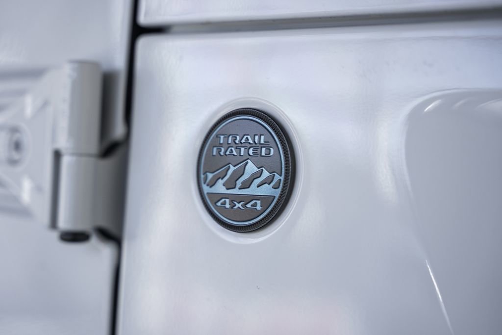 New 2025 Jeep Wrangler Unlimited Rubicon 4xe image 13