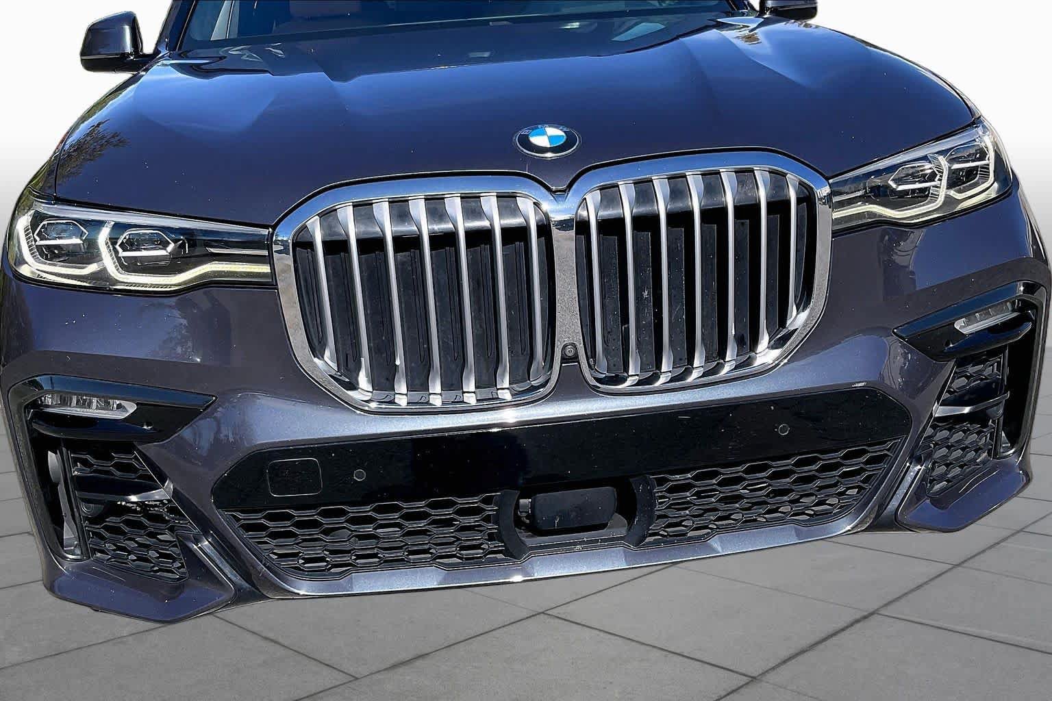 Used 2021 BMW X7 xDrive40i w/ M Sport Package AWD/4WD image 32
