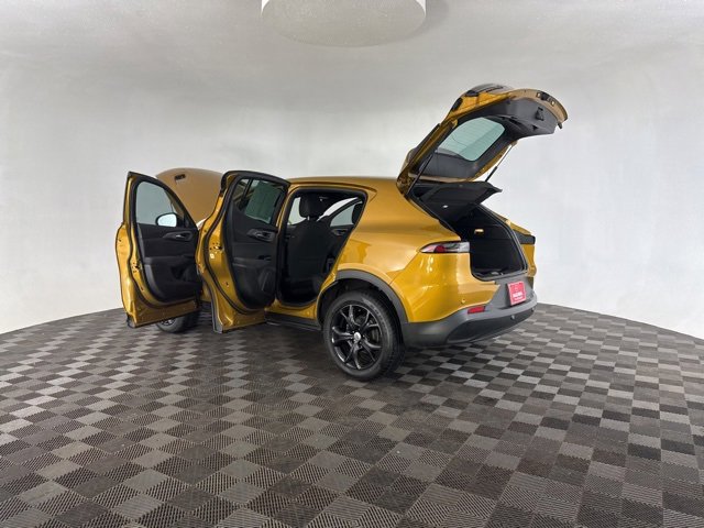 Used 2024 Dodge Hornet GT w/ GT Blacktop Package image 16