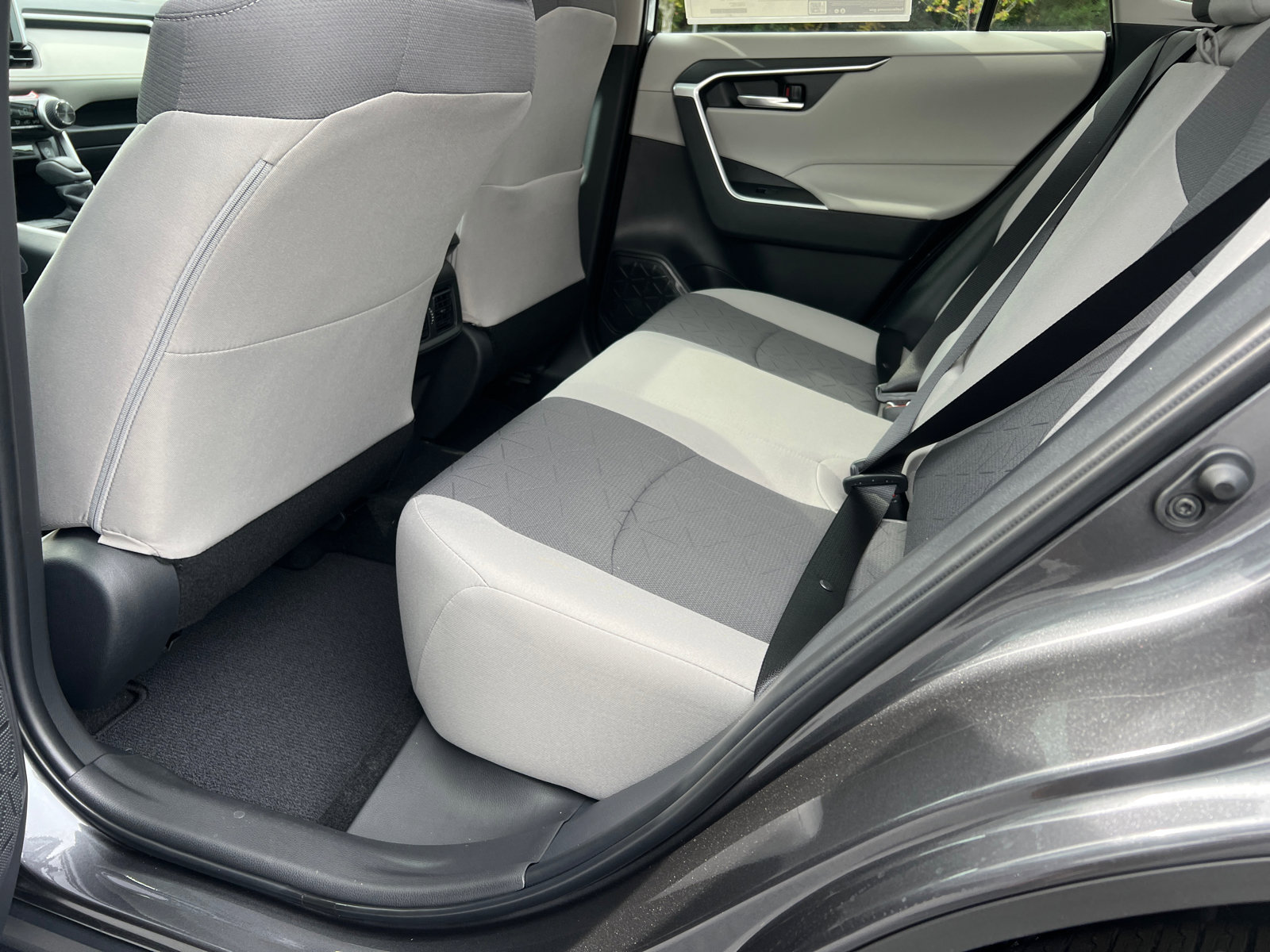 New 2025 Toyota RAV4 XLE image 21