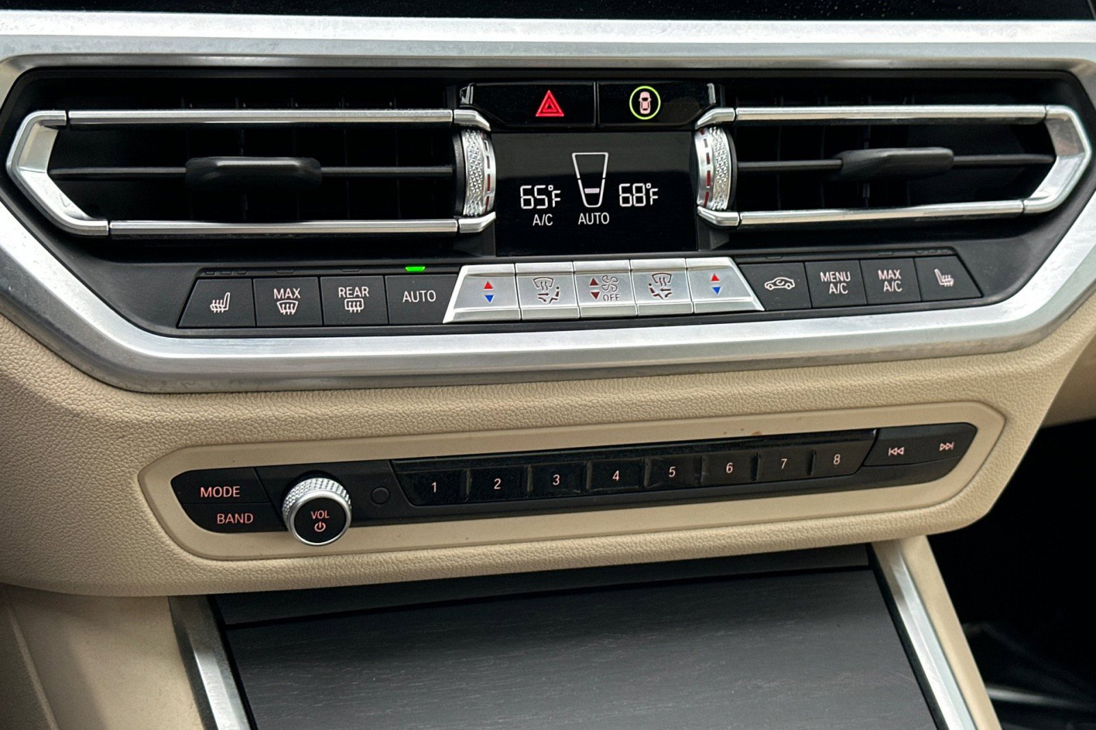 Used 2021 BMW 330i xDrive 330i xDrive w/ Premium Package image 20