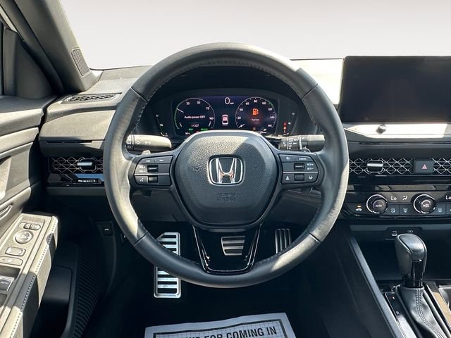 Used 2023 Honda Accord Sport image 12