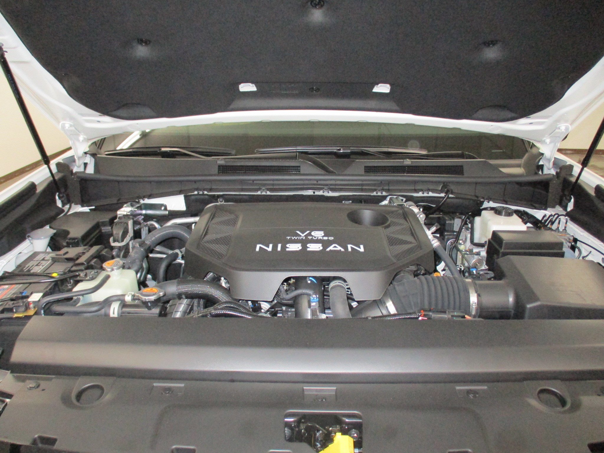 New 2026 Nissan Armada Platinum image 12