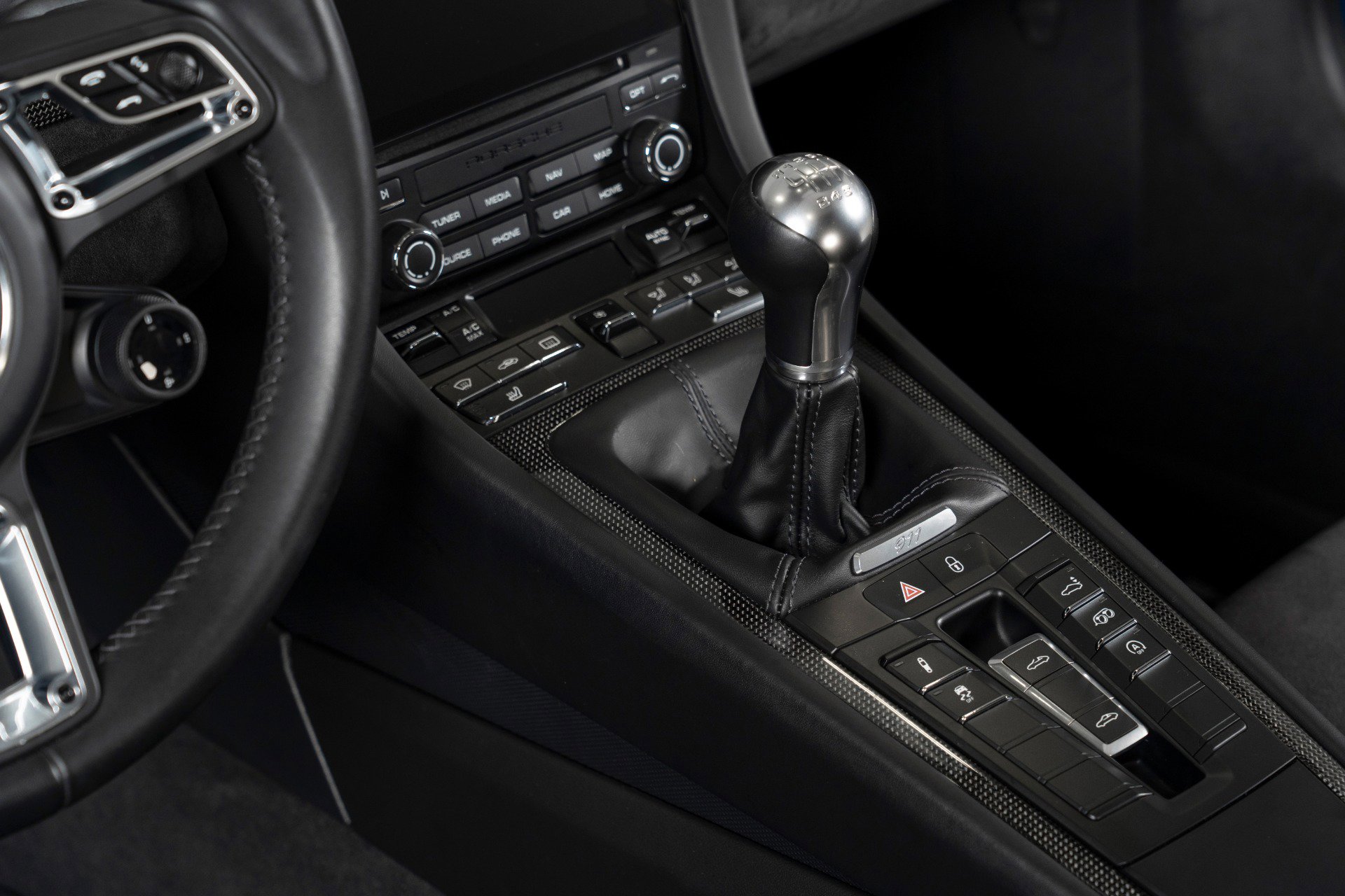 Used 2018 Porsche 911 Targa 4 GTS image 23