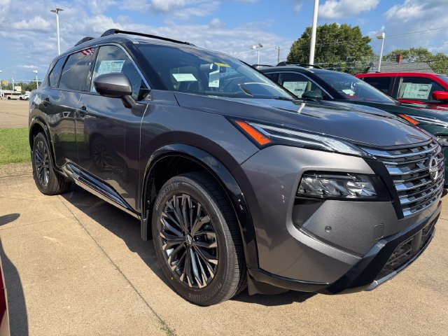 New 2026 Nissan Rogue Platinum AWD/4WD image 1
