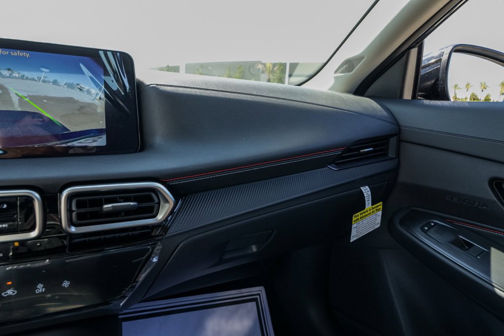 New 2027 Nissan Sentra SR FWD image 30