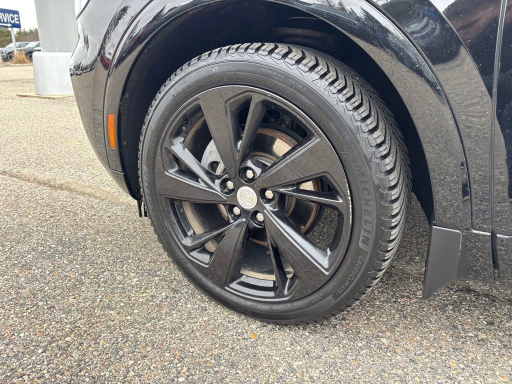 Used 2021 Buick Envision Essence w/ Sport Touring Package image 11