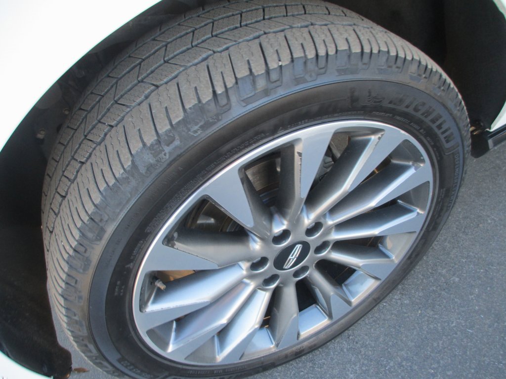 Used 2020 Lincoln Navigator L Reserve w/ Luxury Package image 11