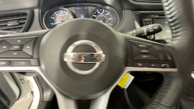 Used 2020 Nissan Rogue S FWD image 23