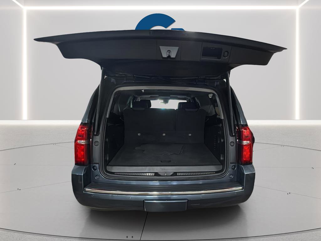 Used 2019 Chevrolet Suburban Premier AWD/4WD image 16