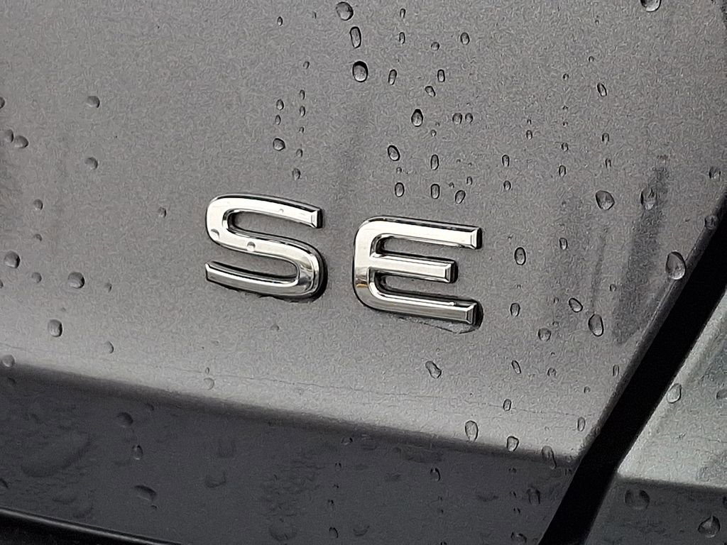 Used 2024 Volkswagen Jetta SE image 30