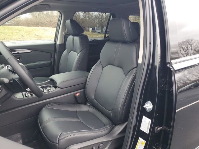 New 2025 Honda Pilot Touring image 19