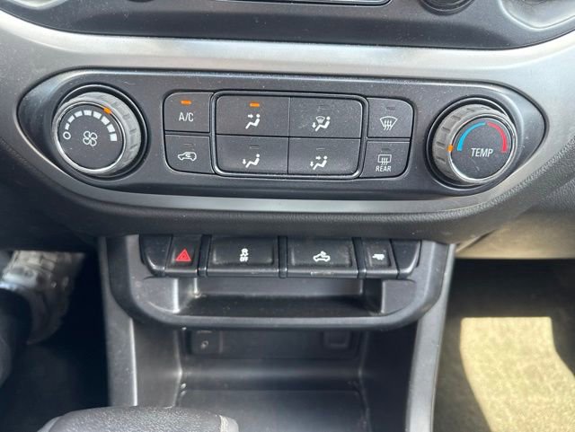 Used 2016 Chevrolet Colorado LT w/ LT Convenience Package AWD/4WD image 18