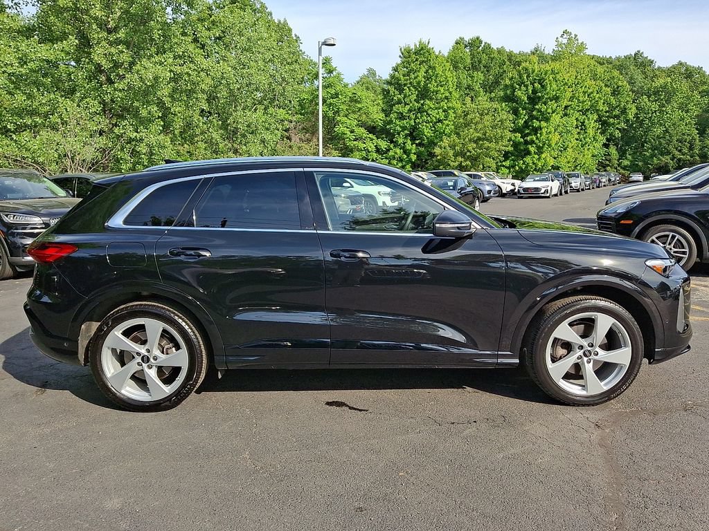 Certified 2025 Audi Q5 Prestige AWD/4WD image 14