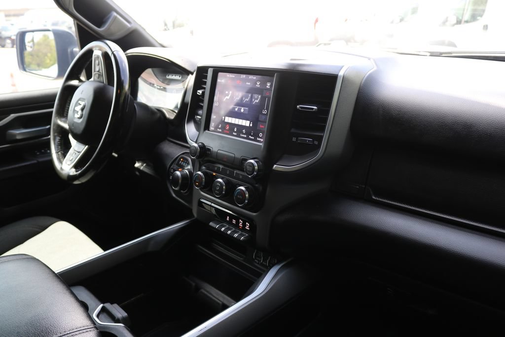Used 2021 RAM 1500 Lone Star AWD/4WD image 17