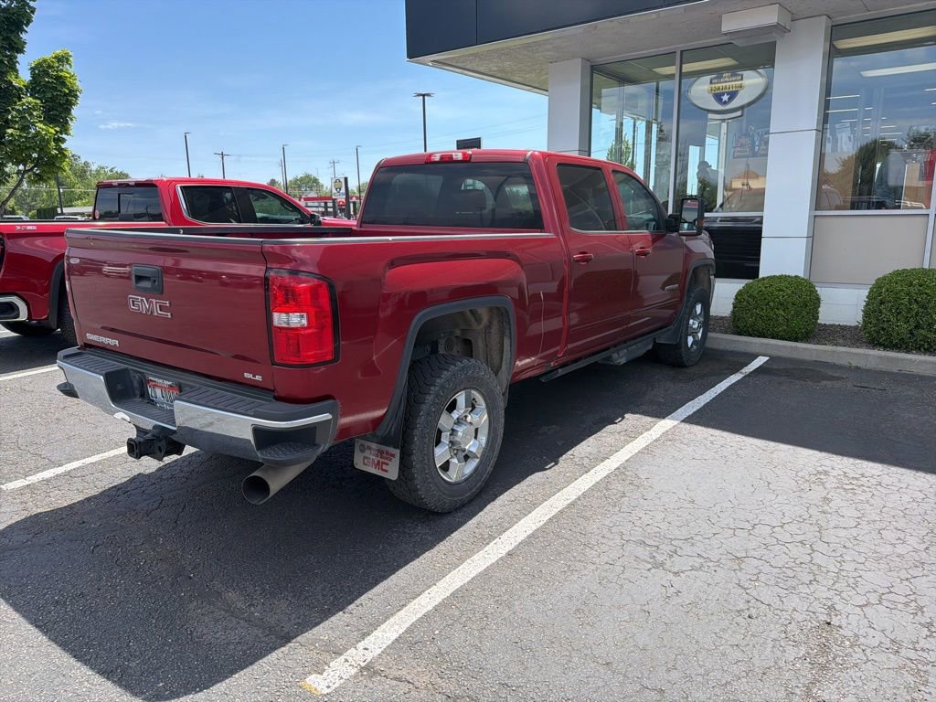 Used 2018 GMC Sierra 2500 SLE w/ SLE Preferred Package AWD/4WD image 4