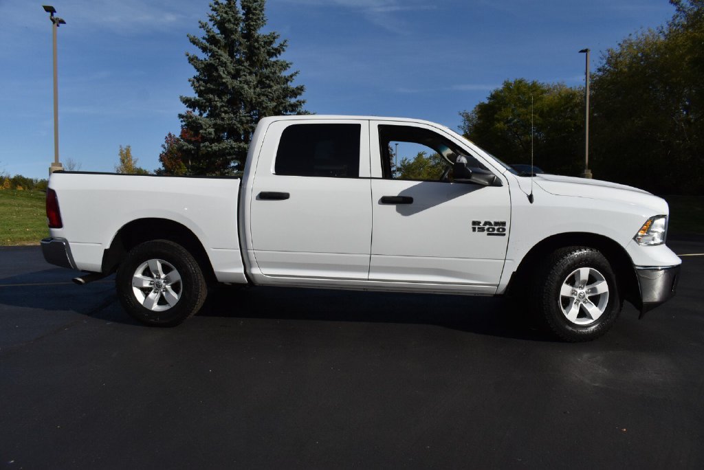 Certified 2022 RAM 1500 Tradesman w/ Chrome Appearance Group AWD/4WD image 5
