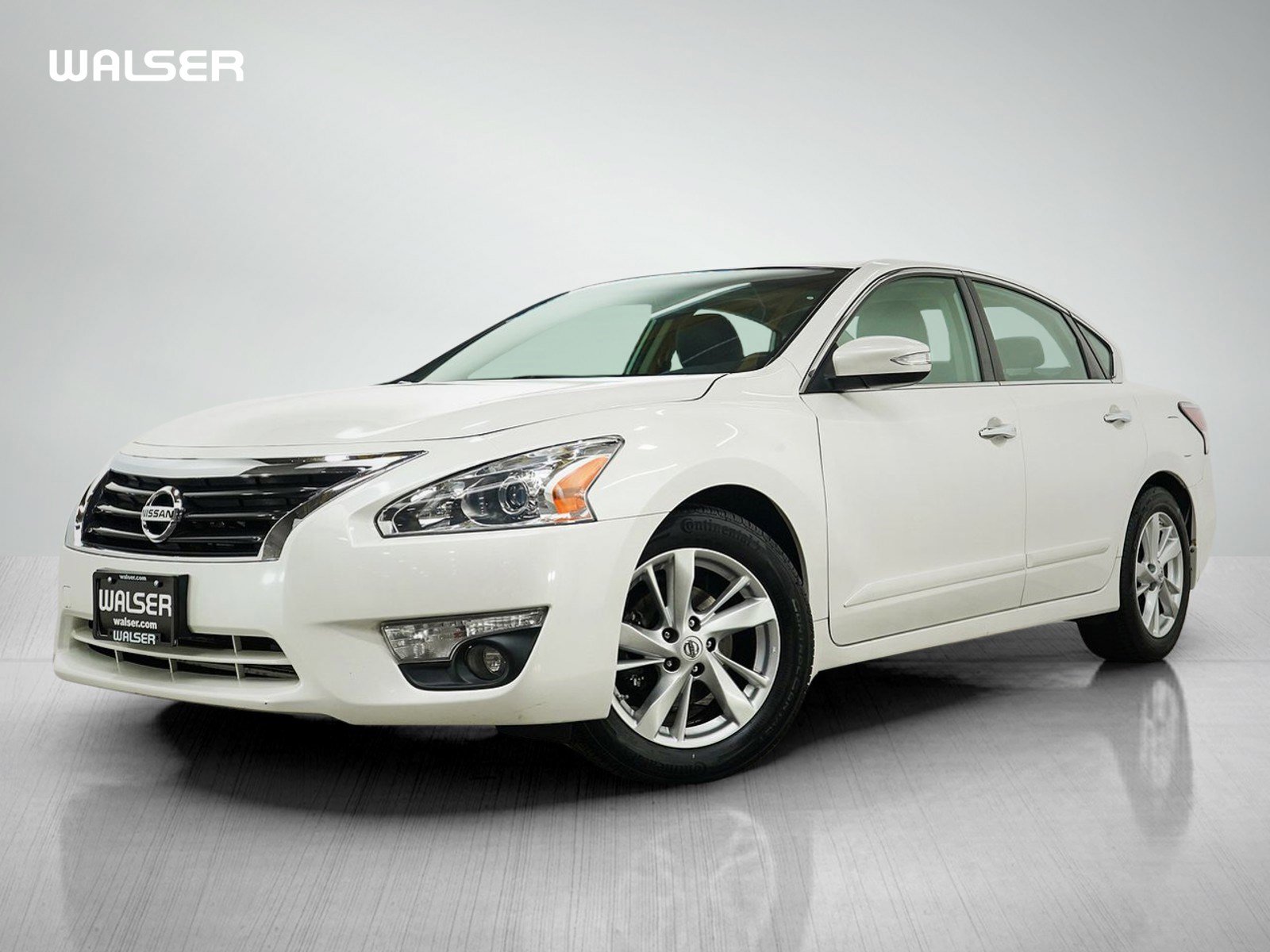 Used 2014 Nissan Altima 2.5 SL w/ Moonroof Package FWD image 1