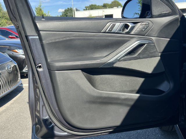 Used 2020 BMW X6 M50i AWD/4WD image 10