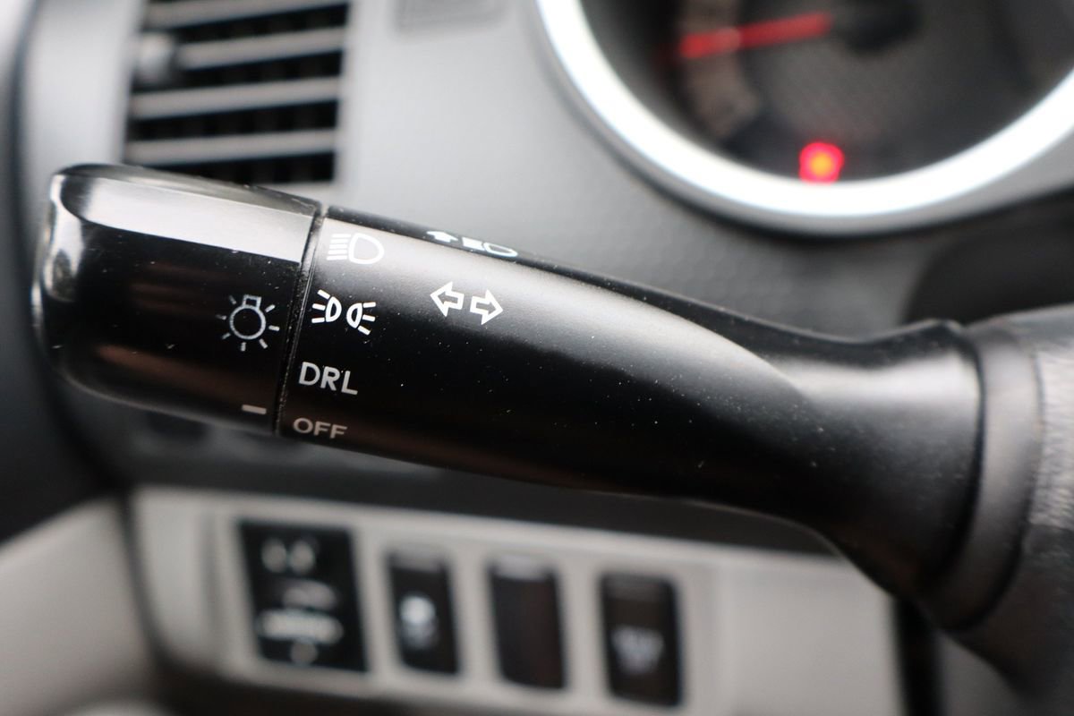 Used 2014 Toyota Tacoma V6 image 32