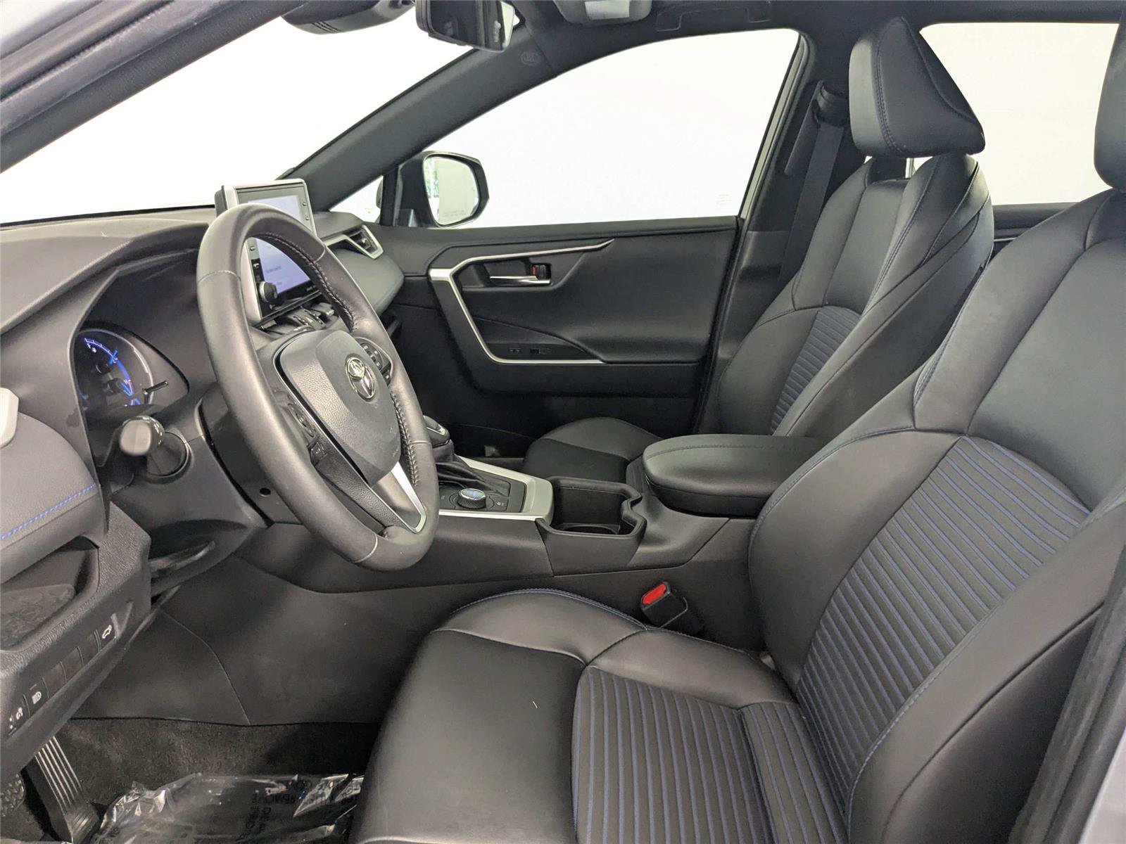 Certified 2022 Toyota RAV4 XSE AWD/4WD image 13