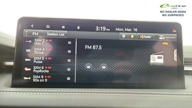 Used 2025 Genesis G70 3.3T Advanced w/ Sport Prestige Package image 47