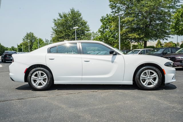 Used 2023 Dodge Charger SXT w/ Cold Weather Package RWD image 4