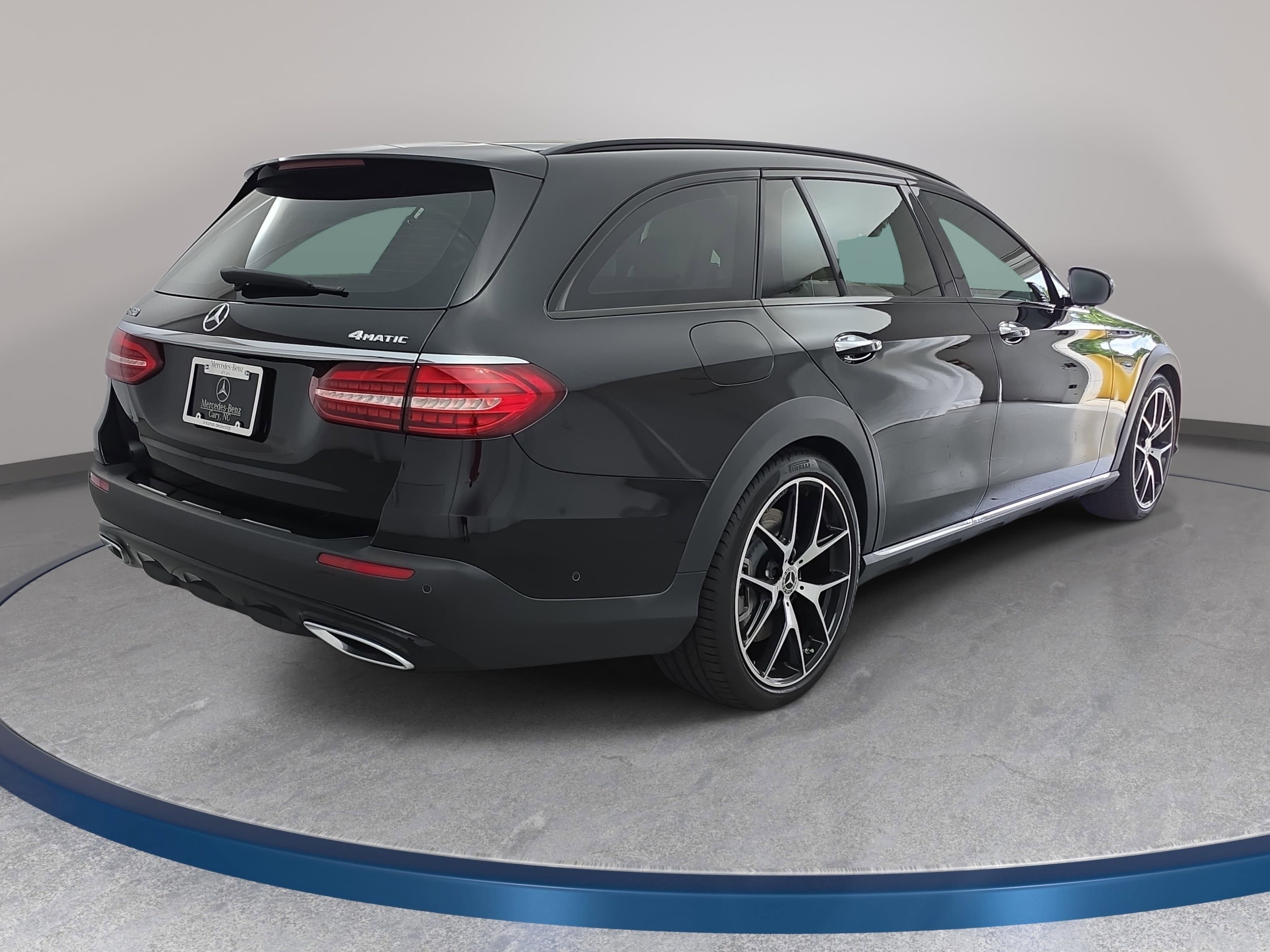 Certified 2023 Mercedes-Benz E 450 4MATIC All-Terrain Wagon image 5