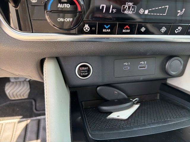 Used 2021 Nissan Rogue SL w/ Premium Package image 25